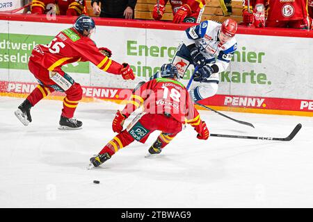 Eishockey DEL - Düsseldorfer EG vs Schwenninger Wild Wings am 08.102.2023 im PSD Bank Dome in Düsseldorf Foto: Osnapix Stockfoto