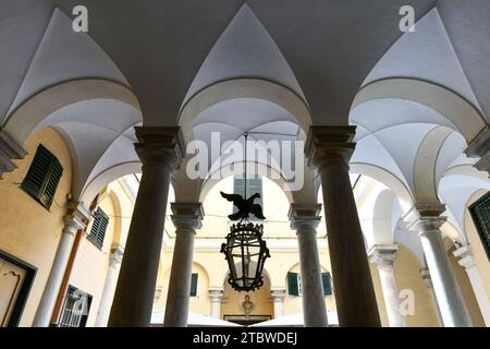 Palazzo Doria oder Palazzo Andrea e Gio. Batta Spinola ist ein Palast in der Via Garibaldi, im historischen Zentrum von Genua Stockfoto