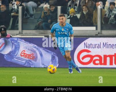 Turin, Italien. Dezember 2023. Matteo Politano aus Neapel wurde während des Spiels zwischen Juventus FC und Neapel im Rahmen der italienischen Serie A im Allianz Stadium in Turin gesehen. Endpunktzahl: Juventus FC 1:0, SSC Napoli. (Foto: Nderim Kaceli/SOPA Images/SIPA USA) Credit: SIPA USA/Alamy Live News Stockfoto