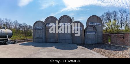 Ein Bild der Gedenkstätte des historischen Bahnhofs Radegast Stockfoto