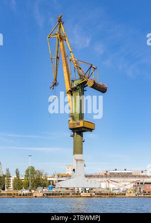 Ein Bild eines großen Krans in der Danziger Werft Stockfoto