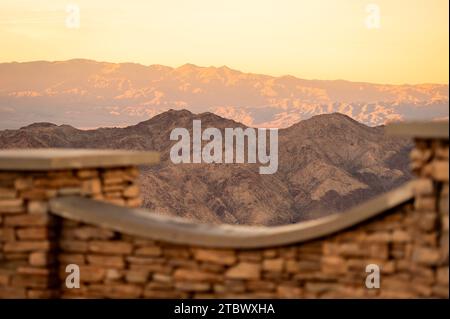 Sonnenuntergang im Coachella Valley am Coachella Valley Vista Point Stockfoto