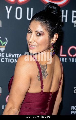 Los Angeles, USA. Dezember 2023. Darstellerin Gia Salazar besucht Los Angeles Cosplay-Filmpremiere von LOST COS im Laemmle NoHo 7 Cinemas, Los Angeles, CA 8. Dezember 2023 Credit: Eugene Powers/Alamy Live News Stockfoto
