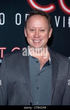 Los Angeles, USA. Dezember 2023. Schauspieler Oliver Robins nimmt an der Filmpremiere von LOST COS in Los Angeles im Laemmle NoHo 7 Cinemas, Los Angeles, CA, 8. Dezember 2023 Teil Stockfoto