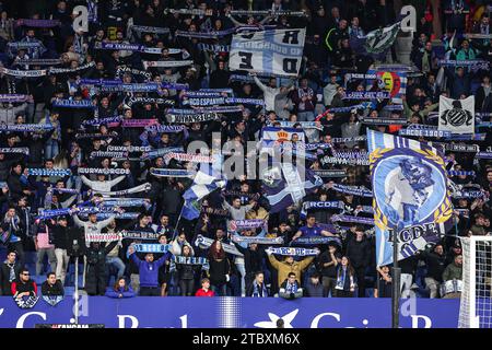 Barcelona, Spanien. Dezember 2023. Fans beim spanischen Liga Hypermotion Spiel zwischen RCD Espanyol und Real Zaragoza im Stage Front Stadium in Barcelona am 08. Dezember 2023. Quelle: DAX Images/Alamy Live News Stockfoto