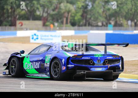 2023 IMSA WeatherTech Sportscar Championship 12 Stunden Sebring GTD Class #47 Cetilar Racing Ferrari 296 Stockfoto