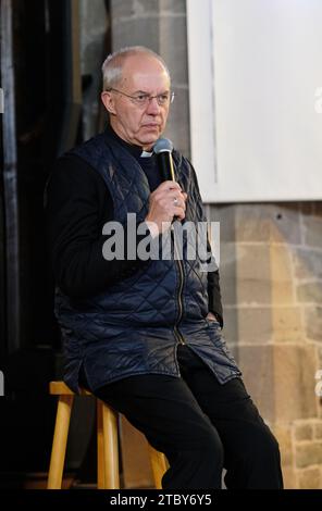 Hereford, Herefordshire, Vereinigtes Königreich - Samstag, 9. Dezember 2023 - der Erzbischof von Canterbury Justin Welby spricht während eines Besuchs in der St. Peters Kirche in Hereford. Foto Steven May / Alamy Live News Stockfoto