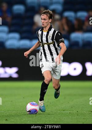 Moore Park, Australien. Dezember 2023. Jake Hollman vom Macarthur FC wird während des Spiels der A-League 2023/24 in der 7. Runde zwischen Sydney FC und Macarthur FC im Allianz Stadium in Aktion gesehen. Endstand Macarthur FC 2:0 Sydney FC. Quelle: SOPA Images Limited/Alamy Live News Stockfoto