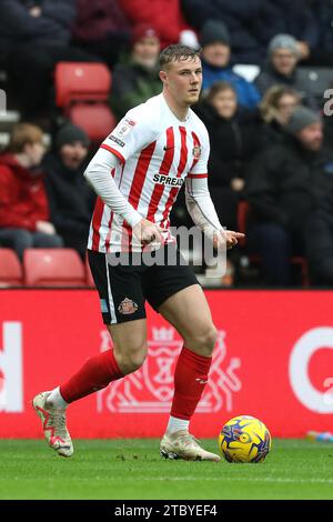 Sunderland, Großbritannien. Dezember 2023. Dan Ballard aus Sunderland während des Sky Bet Championship-Spiels zwischen Sunderland und West Bromwich Albion im Stadium of Light, Sunderland am Samstag, den 9. Dezember 2023. (Foto: Robert Smith | MI News) Credit: MI News & Sport /Alamy Live News Stockfoto