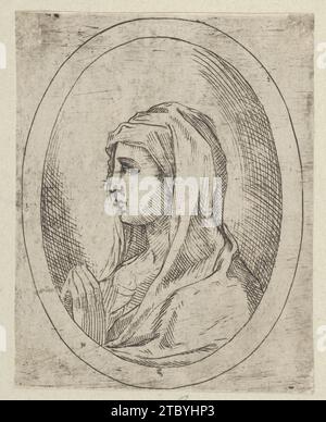 Die Jungfrau im Gebet, im Profil nach links, in einem ovalen Rahmen, aus „Christus, die Jungfrau und dreizehn Apostel“ 1951 von Anonymous, 17. Jahrhundert Stockfoto