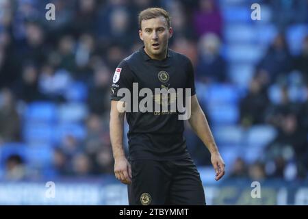 Reading, Großbritannien. Dezember 2023. Herbie Kane #8 von Barnsley während des Sky Bet League 1 Matches Reading gegen Barnsley im Select Car Leasing Stadium, Reading, Vereinigtes Königreich, 9. Dezember 2023 (Foto: Gareth Evans/News Images) in Reading, Vereinigtes Königreich am 12.9.2023. (Foto: Gareth Evans/News Images/SIPA USA) Credit: SIPA USA/Alamy Live News Stockfoto