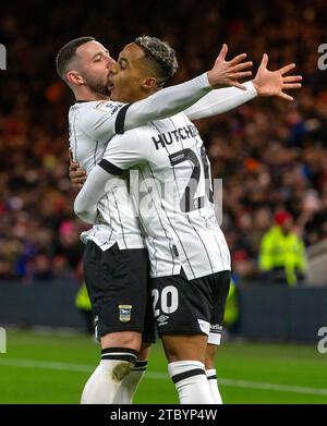 Omari Hutchinson von Ipswich Town feiert das zweite Tor ihrer Mannschaft während des Sky Bet Championship Matches im Riverside Stadium, Middlesbrough. Bilddatum: Samstag, 9. Dezember 2023. Stockfoto