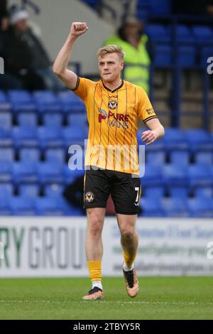 Birkenhead, Großbritannien. Dezember 2023. Will Evans aus Newport County feiert, nachdem er seinem Team das 1. Tor geschossen hat. EFL Skybet Football League Two Match, Tranmere Rovers gegen Newport County, Prenton Park, Birkenhead, Wirral am Samstag, den 9. Dezember 2023. Dieses Bild darf nur für redaktionelle Zwecke verwendet werden. Nur redaktionelle Verwendung, .PIC von Chris Stading/ Credit: Andrew Orchard Sportfotografie/Alamy Live News Stockfoto