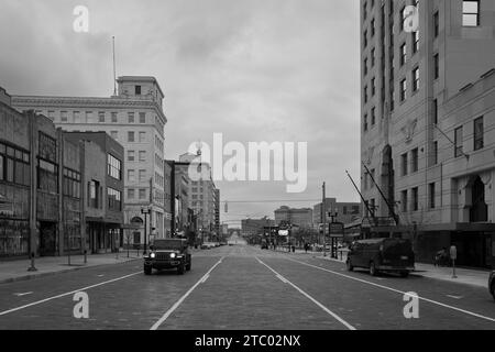 Saginaw Street, die Hauptstraße im Zentrum von Flint Michigan USA Stockfoto