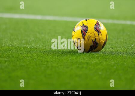 Barcelona, Spanien. Dezember 2023. Der Ball aus Puma ist bereit für das Spiel LaLiga 2 zwischen Espanyol und Real Zaragoza im Stage Front Stadium in Barcelona. (Foto: Gonzales Photo/Alamy Live News Stockfoto