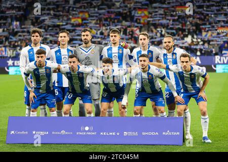 Barcelona, Spanien. Dezember 2023. Das Startelf von Espanyol für das Spiel LaLiga 2 zwischen Espanyol und Real Zaragoza im Stage Front Stadium in Barcelona. (Foto: Gonzales Photo/Alamy Live News Stockfoto