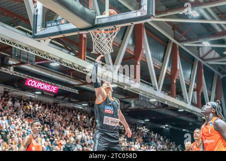 Chemnitz, Deutschland 09. Dezember 2023: BBL Pokal - 1/4 Finale - 2023/2024 - Niners Chemnitz vs. Ratiopharm Ulm im Bild: Thomas Klepeisz (Ulm) Stockfoto