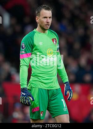 Manchester, Großbritannien. Dezember 2023. Neto of Bournemouth während des Premier League-Spiels in Old Trafford, Manchester. Der Bildnachweis sollte lauten: Andrew Yates/Sportimage Credit: Sportimage Ltd/Alamy Live News Stockfoto