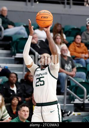 6. Dezember 2023: Während des NCAA-Basketballspiels zwischen den Lewis and Clark Pioneers und den Portland State Vikings im Stott Center, Portland, OR. Larry C. Lawson/CSM Stockfoto