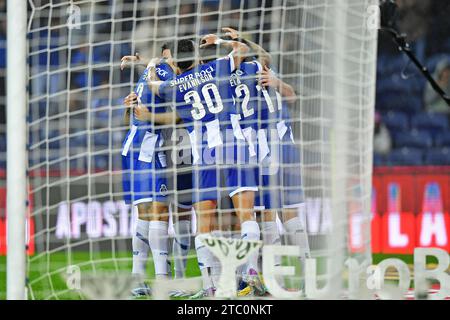 Porto, Portugal. Dezember 2023. Dragao Stadion, Primeira Liga 2023/2024, FC Porto gegen Casa Pia; Ze Pedro vom FC Porto feiert, nachdem er am 09. Dezember im Dragao Stadion in Porto das zweite Tor seiner Mannschaft bei einem Spiel zwischen dem FC Porto und Casa Pia für die Primeira Liga 2023/2024 erzielte. Foto: Daniel Castro/DiaEsportivo/Alamy Live News Credit: DiaEsportivo/Alamy Live News Stockfoto