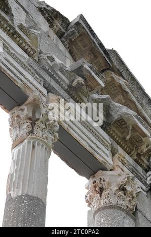 115 Detailansicht des Buleterion oder Monument of Agonothetes aus dem II. Jahrhundert n. Chr., ehemaliger Stadtrat. Apollonien-Albanien. Stockfoto