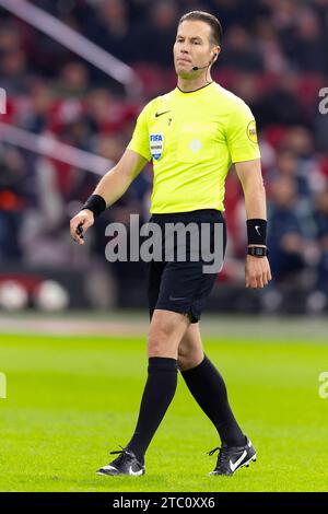 Amsterdam, Niederlande. Dezember 2023. Schiedsrichter Danny Makkelie während des niederländischen Eredivisie-Spiels zwischen Ajax und Sparta am 9. Dezember 2023 in Amsterdam Credit: dpa/Alamy Live News Stockfoto