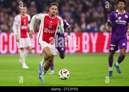 Amsterdam, Niederlande. Dezember 2023. Devyne Rensch von Ajax während des niederländischen Eredivisie-Spiels zwischen Ajax und Sparta am 9. Dezember 2023 in Amsterdam Credit: dpa/Alamy Live News Stockfoto