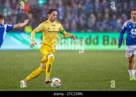 Oslo, Norwegen, 9. Dezember 2023. Kapitän Patrick Berg von Bodø/Glimt mit dem Ball im norwegischen Cup-Finale zwischen Bodø/Glimt und Molde im Ullevål-Stadion in Oslo. Quelle: Frode Arnesen/Alamy Live News Stockfoto