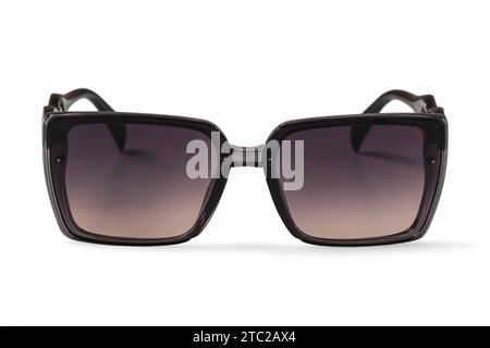 Frauen-Sonnenbrille aus der Nähe isoliert auf weißem Hintergrund Stockfoto