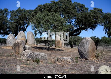 Cromeleque de Vale Maria do Meio das Vale Maria do Meio Cromlech ist ein megalithischer Steinkreis im Bezirk Evora in der Region Alentejo in Por Stockfoto