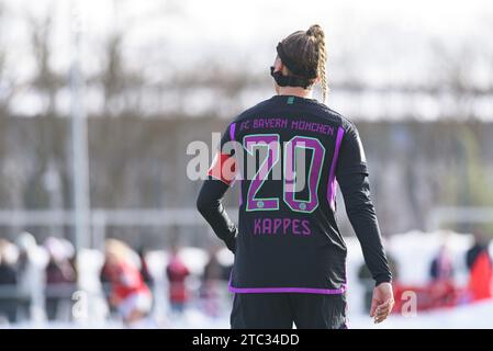 München, Deutschland. Dezember 2023. München, 10. Dezember 2023: Jana Kappes (20 FC Bayern München II) während des 2. Frauen-Bundesliga-Spiel zwischen dem FC Bayern München II und dem FSV Guetersloh 2009 auf dem FC Bayern Campus. (Sven Beyrich/SPP) Credit: SPP Sport Press Photo. /Alamy Live News Stockfoto