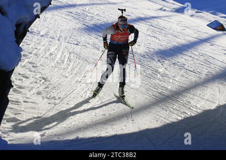 Hochfilzen, Tirol, Österreich. Dezember 2023. BMW IBU World Cup Biathlon 2023, Tag 3; Suvi Minkkinen (FIN) Credit: Action Plus Sports/Alamy Live News Stockfoto