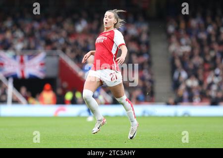 London, Großbritannien. Dezember 2023. Victoria Pelova von Arsenal Women beim FA Women's Super League Spiel zwischen Arsenal Women und Chelsea Women im Emirates Stadium, London, England am 10. Dezember 2023. Foto von Joshua Smith. Nur redaktionelle Verwendung, Lizenz für kommerzielle Nutzung erforderlich. Keine Verwendung bei Wetten, Spielen oder Publikationen eines einzelnen Clubs/einer Liga/eines Spielers. Quelle: UK Sports Pics Ltd/Alamy Live News Stockfoto