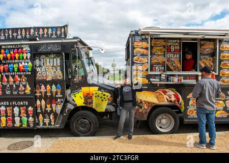 Den Traum leben - Immigranten besaßen Food Trucks in Washington DC Stockfoto