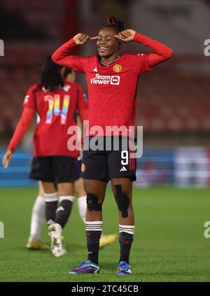 Melvine Malard von Manchester United feiert das dritte Tor ihrer Mannschaft während des Spiels der Barclays Women's Super League im Gaughan Group Stadium in London. Bilddatum: Sonntag, 10. Dezember 2023. Stockfoto