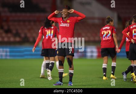 Melvine Malard von Manchester United feiert das dritte Tor ihrer Mannschaft während des Spiels der Barclays Women's Super League im Gaughan Group Stadium in London. Bilddatum: Sonntag, 10. Dezember 2023. Stockfoto