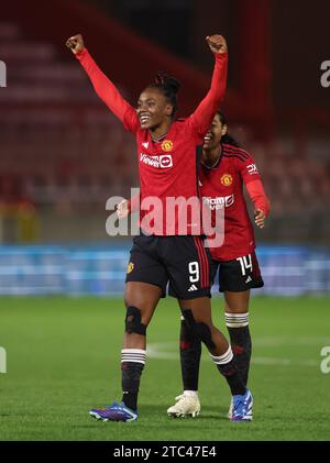 Melvine Malard von Manchester United feiert das dritte Tor ihrer Mannschaft während des Spiels der Barclays Women's Super League im Gaughan Group Stadium in London. Bilddatum: Sonntag, 10. Dezember 2023. Stockfoto