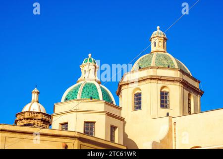 Basilika Cattedrale del Santissimo Salvatore Domes in Mazara del Vallo - Provinz Trapani, Sizilien, Italien Stockfoto