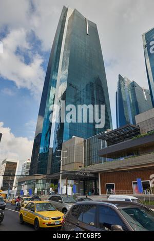 Blick auf den Soho Mall Tower in Panama City, Republik Panama, Zentralamerika. Stockfoto