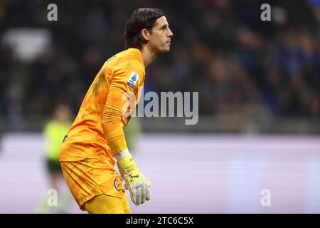 Yann Sommer vom FC Internazionale sieht beim Spiel der Serie A zwischen dem FC Internazionale und Udinese Calcio im Stadio Giuseppe Meazza am 9. Dezember 2023 in Mailand an. Stockfoto