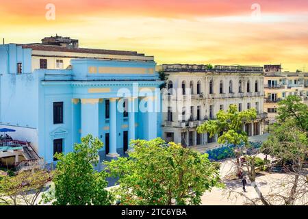 Vor Der Universitario Osvaldo Herrera, Santa Clara, Villa Clara, Kuba, 2020 Stockfoto