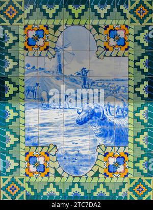 Azulejo-Tafeln am Bahnhof in Evora, Alentejo, Portugal Stockfoto