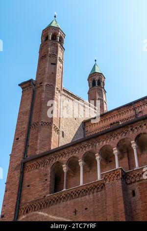 Ein Detail der Kathedrale Santa Maria Assunta in Cremona, Italien. Stockfoto