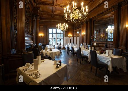 The Armada Restaurant im Rhinefield House Hotel, The New Forest, Hampshire, England, Großbritannien Stockfoto