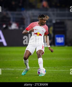 Dortmund, Deutschland. Dezember 2023. Mohamed Simakan (RBL) Borussia Dortmund - RB Leipzig 09.12.2023 Copyright (nur für journalistische Zwecke) by : Stockfoto