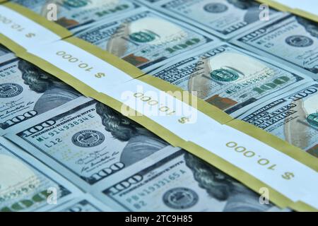 Bundles von US-Dollar-Banknoten Hintergrund. Business, Finance und Economic Success Konzept. Nahaufnahme Stockfoto
