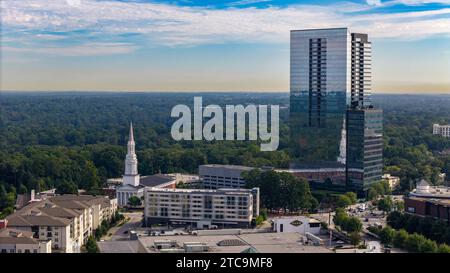 Phipps Plaza ist ein Einkaufszentrum im Stadtteil Buckhead in Atlanta, Georgia. Es befindet sich an der Peachtree Road und der Lenox Road, neben dem Phipps T Stockfoto