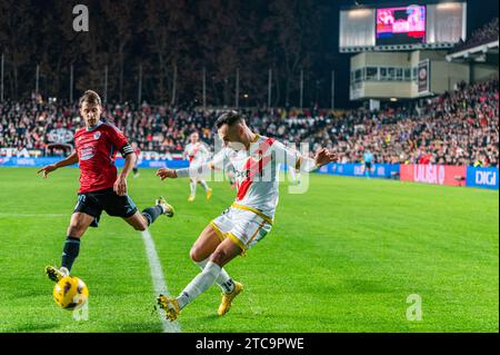 Madrid, Spanien. Dezember 2023. Alvaro Garcia aus Rayo Vallecano wurde beim Fußballspiel La Liga EA Sports 2023/24 zwischen Rayo Vallecano und Celta Vigo im Estadio Vallecas in Madrid gesehen. Quelle: Unabhängige Fotoagentur/Alamy Live News Stockfoto