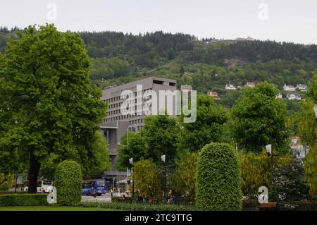 Blick auf Bergen, Norways zweitgrößte Stadt. Enthält die Standseilbahn auf dem Floyen Stockfoto