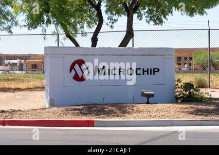 Microchip-Schild vor dem Firmensitz in Chandler, Arizona, USA Stockfoto